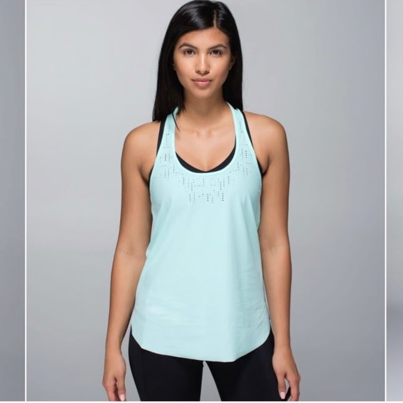 lululemon athletica Tops - Lululemon Women's water bound Light Blue Sleeveless Top